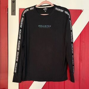 Lg Hollister Men's Black Long Sleeve Tee with Sleeve Branding